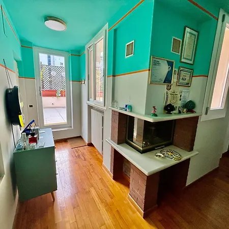 Letizia Centre Terrace * בארי